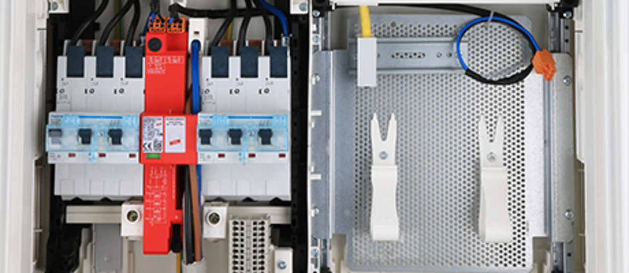 Hausanschluss, Zähler und Unterverteiler bei J & Z Elektro- und Datentechnik GmbH in Frankfurt / Rödelheim